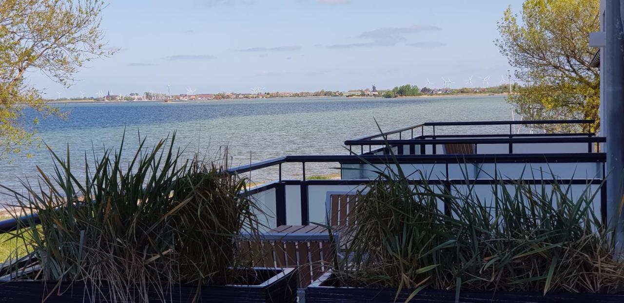 Hotel Achtern Diek Fehmarn Exterior foto